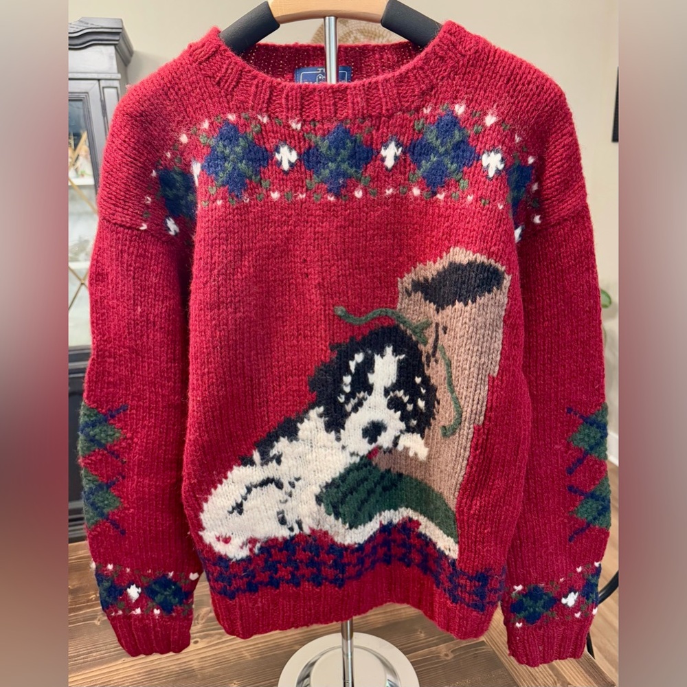 Vintage Woolrich Women’s Red Wool Sweater with Puppies &‎ Duck Boot Design L